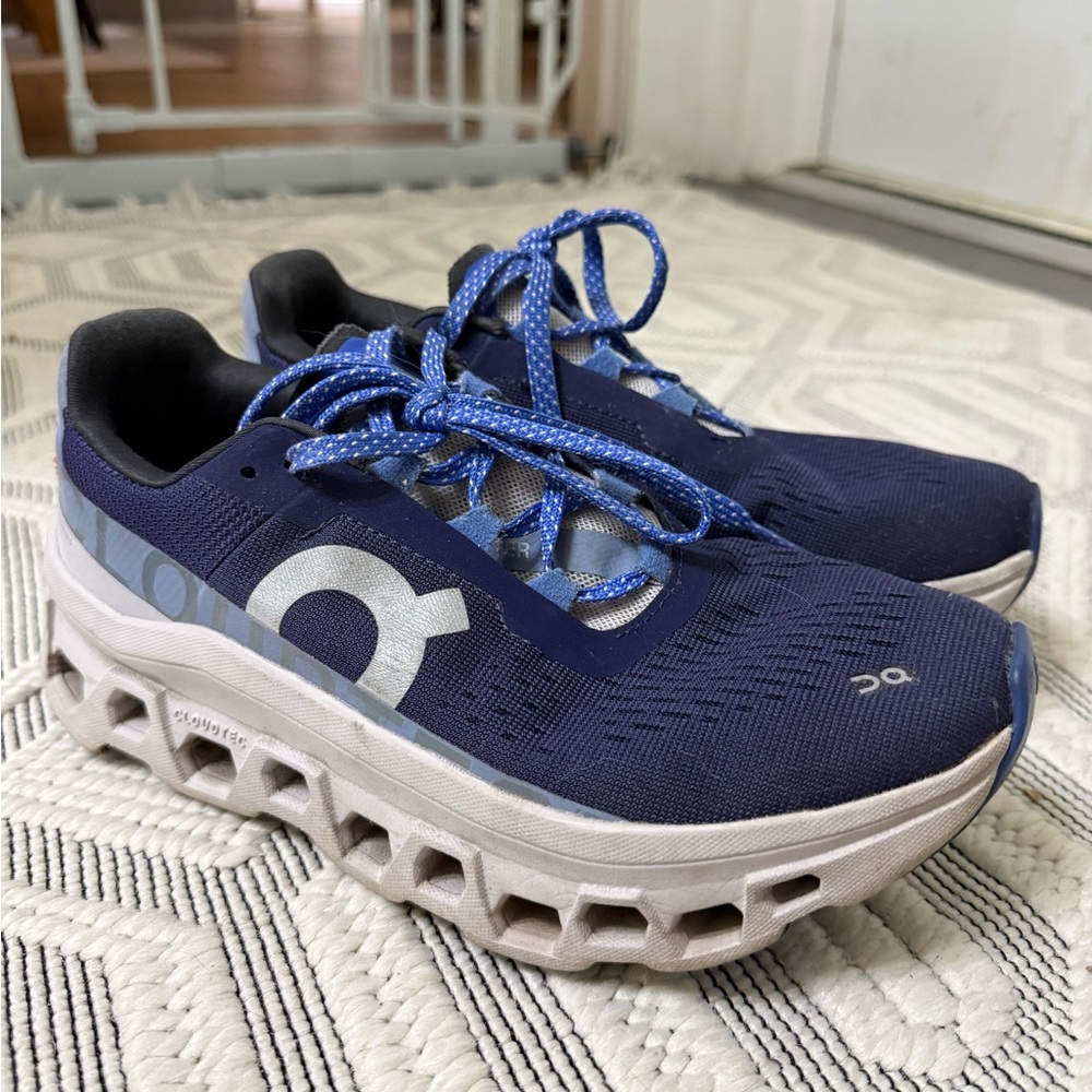 On Running Men's Navy and White Athletic Shoes - Picture 2 of 2